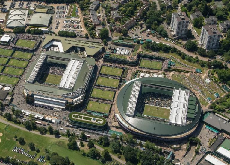 Wimbledon to cover accommodation costs for Ukrainian tennis players