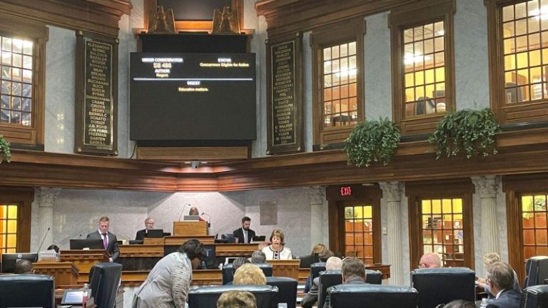 Indiana Senate likely to pass bill stripping teachers unions of some leverage