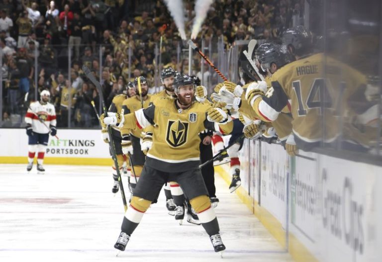 Record-breaking Golden Knights take dominant lead in Stanley Cup