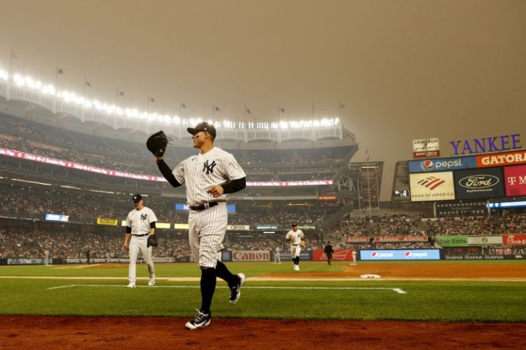 New York Yankees host Chicago White Sox in smoke-shrouded game following Canadian wildfires
