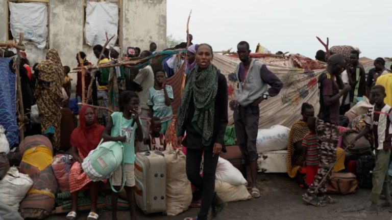 New killings reported in Darfur on second day of Sudan ceasefire