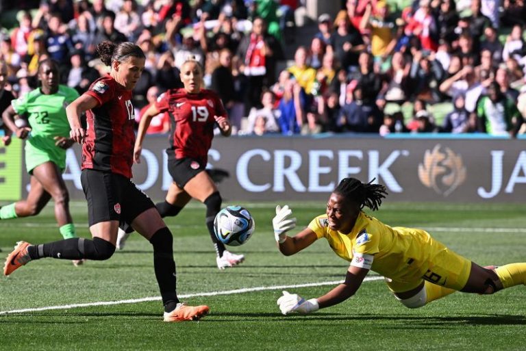 Christine Sinclair misses penalty and chance to become first player to score at six World Cups as Canada draws with Nigeria