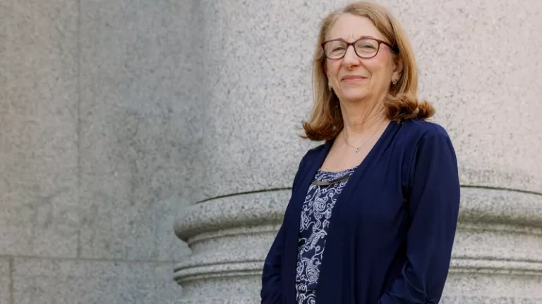 New York law restricting sidewalk counseling at abortion clinics could face SCOTUS scrutiny