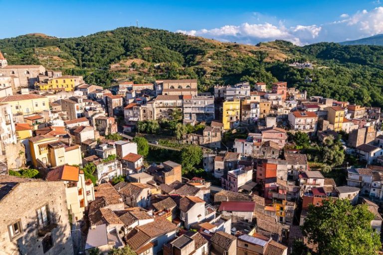 Considering leaving the US for good? Here’s what to think about before you move abroad