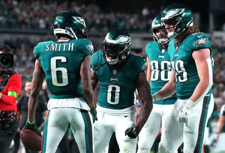 Homecoming hero D’Andre Swift runs over Minnesota Vikings in Philadelphia Eagles win as Justin Jefferson makes history