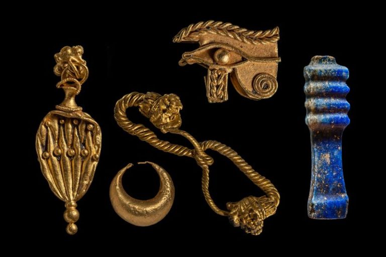New discoveries off Egyptian coast reveal ‘treasures and secrets’