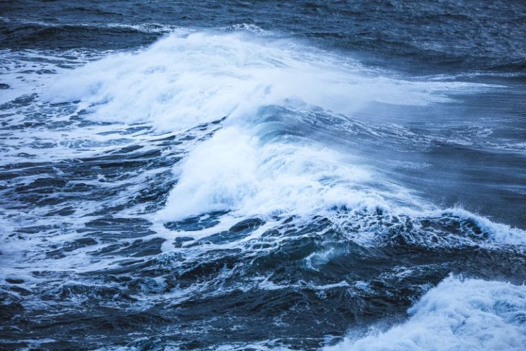 Critical Atlantic Ocean current system is showing early signs of collapse, prompting warning from scientists
