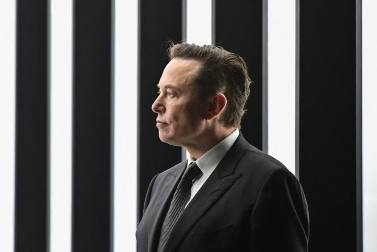 Tesla will lay off more than 10% of global workforce
