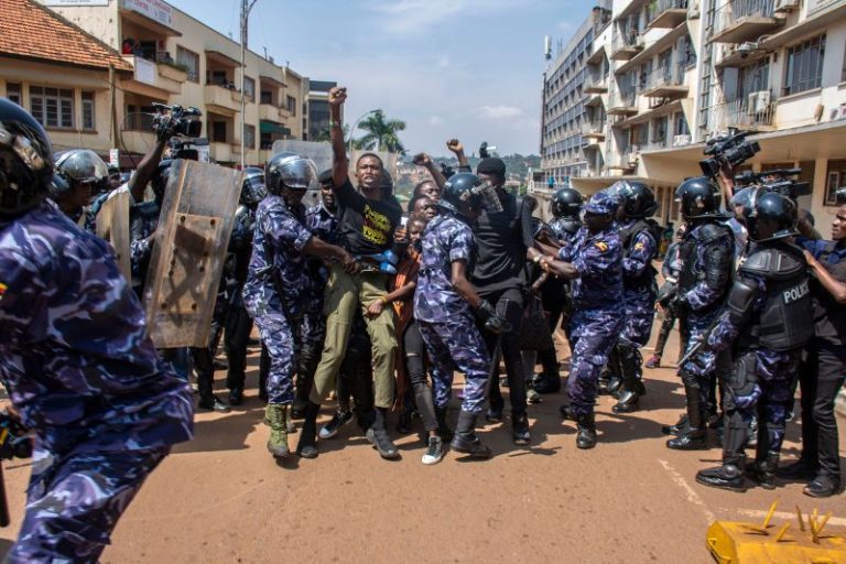 African cities sitting on ‘keg of gunpowder’ asgrowing youth anger fuels unrest