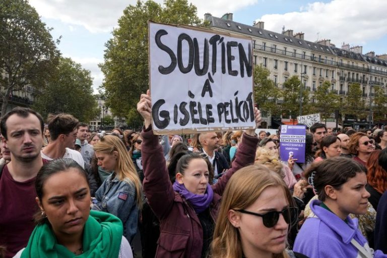 Hundreds gather in France in support of Gisèle Pélicot and all rape victims