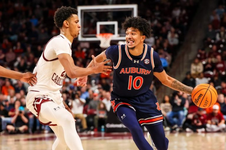 Five ranked showdowns in SEC, Big Ten headline college basketball weekend