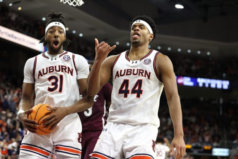 March Madness bracketology update: Top seeds, who’s on the bubble