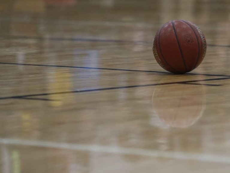 High school player scores 102 points. The world has lost its mind