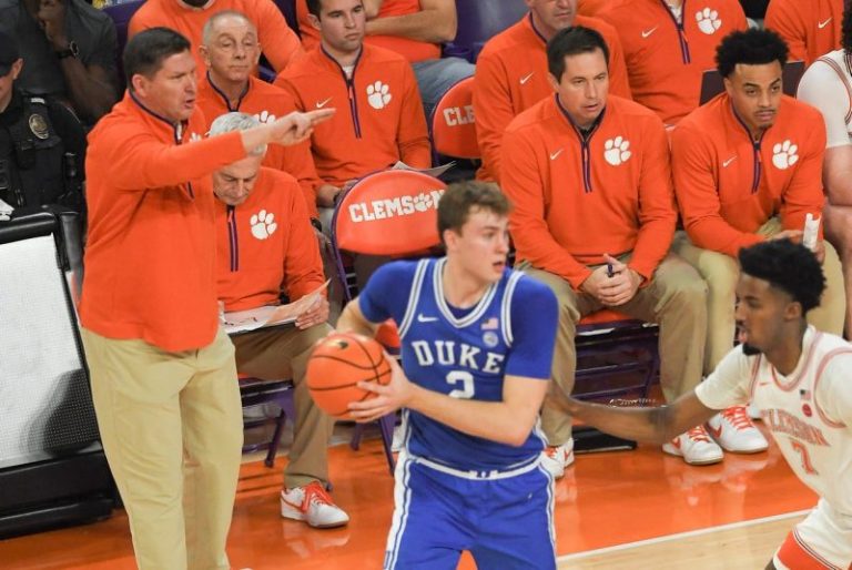 Cooper Flagg, No. 2 Duke slip up against No. 21 Clemson