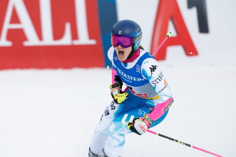 Paula Moltzan keeps US women’s party going at worlds