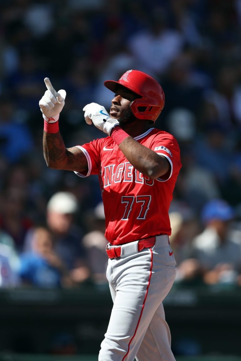 Ex-MLB batting champ gets fresh start: ‘Life comes at you hard’