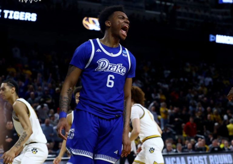 No. 11 Drake shuts down No. 6 Missouri