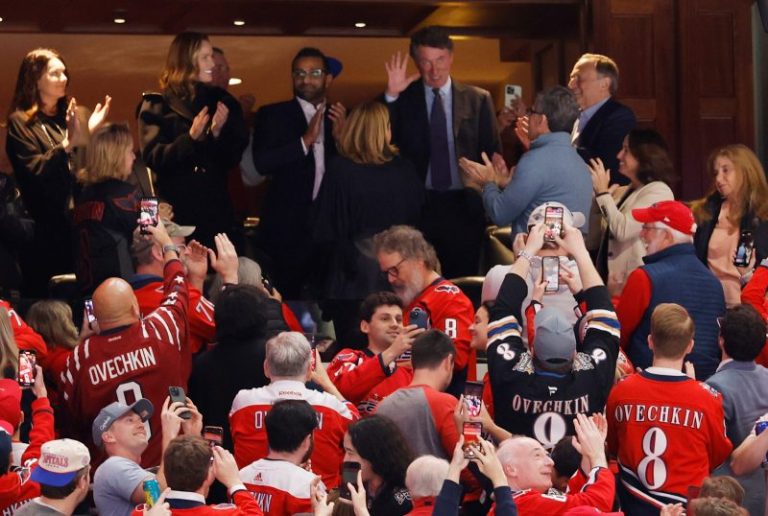 What Wayne Gretzky said about Alex Ovechkin tying his goal record