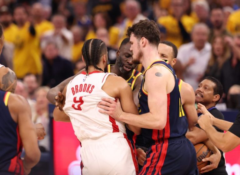 Warriors vs. Rockets: Jimmy Butler golden in chippy Game 4 win