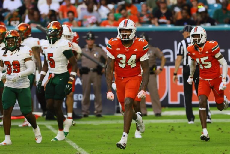Miami Hurricanes player hurt in car crash that killed two children