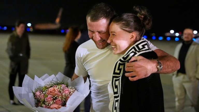 Trump to meet with American ballerina freed from Russian prison