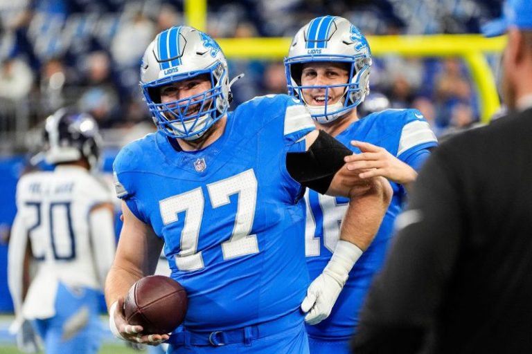 Lions center Frank Ragnow retires at age 29 after 7 NFL seasons