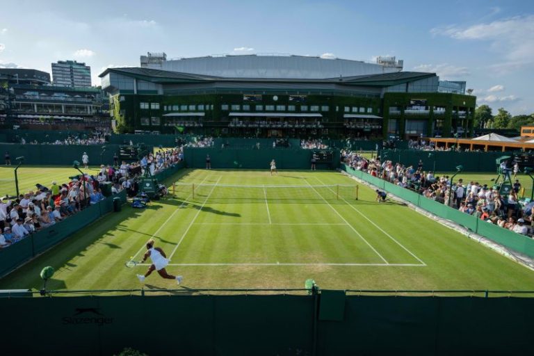 Why are there no line judges at 2025 Wimbledon? What to know