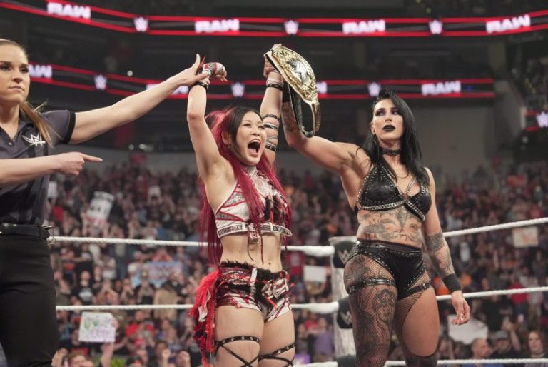 WWE Evolution 2025 live results: What to know ahead of all-women event