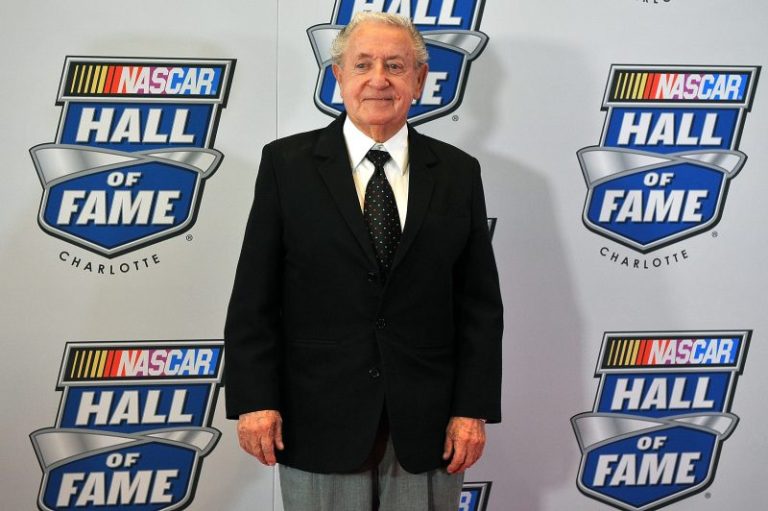 NASCAR Hall of Famer Rex White, the 1960 champion, dies at 95