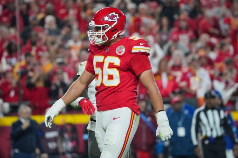 Reports: Chiefs, DE Karlaftis agree to extension