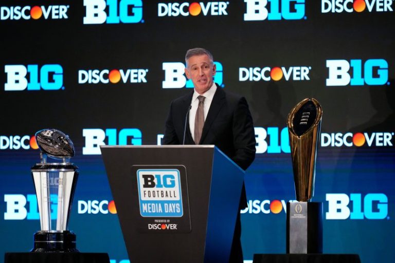 Egos and quest for power threaten CFP debate between SEC and Big Ten