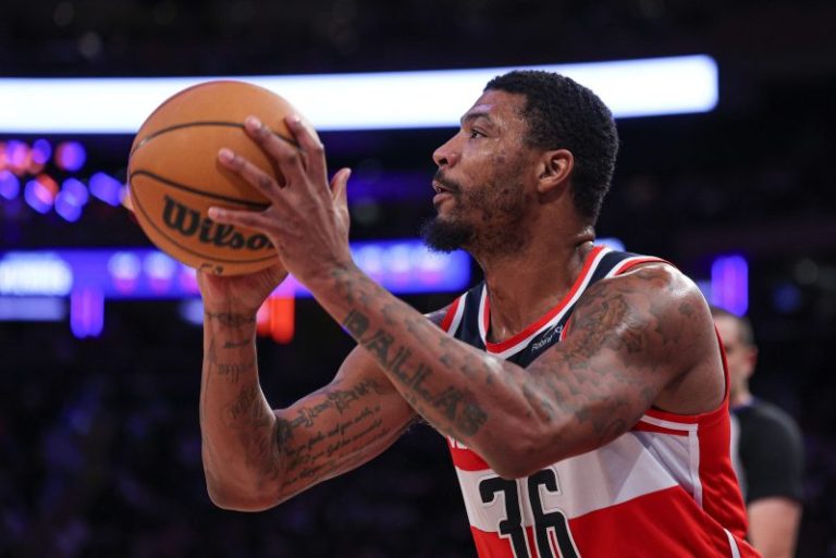 Marcus Smart joins Lakers – with an assist from Luka Doncic