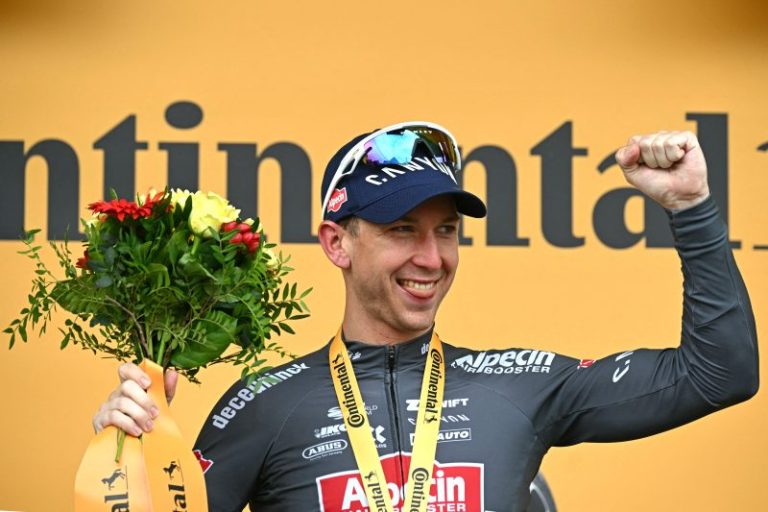 Kaden Groves wins Tour de France Stage 20