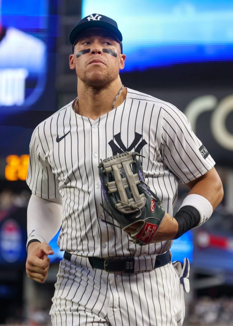 Aaron Judge injury: Yankees star to go on IL with ‘elbow issue’
