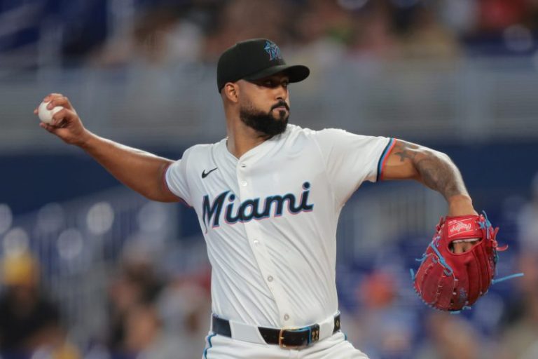 MLB trade deadline rumors: Monday news and updates