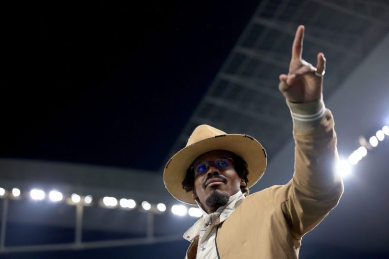 YouTube broadcast: The good, the bad, the distracting