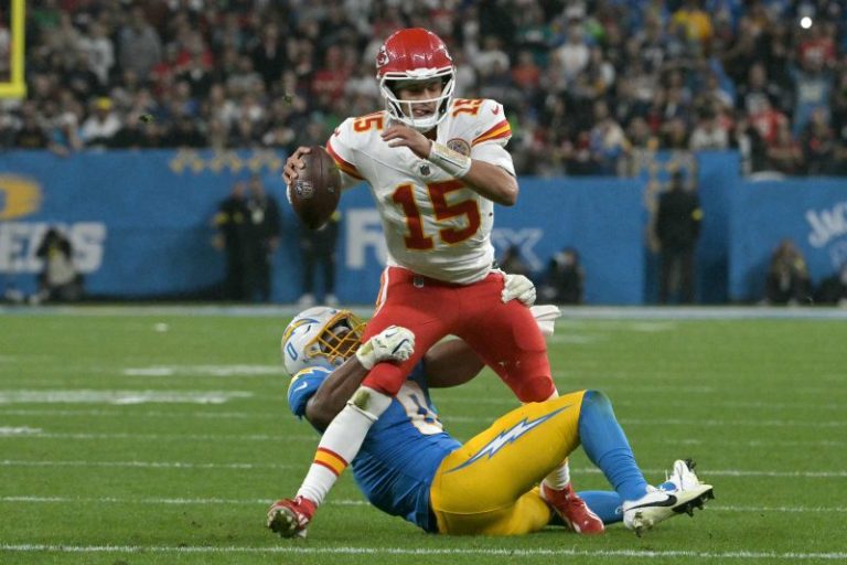 Winners and losers of NFL Brazil game: Mahomes let down by Chiefs