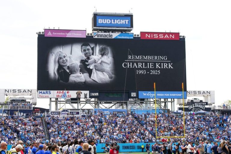 These NFL teams held moment of silence for Charlie Kirk