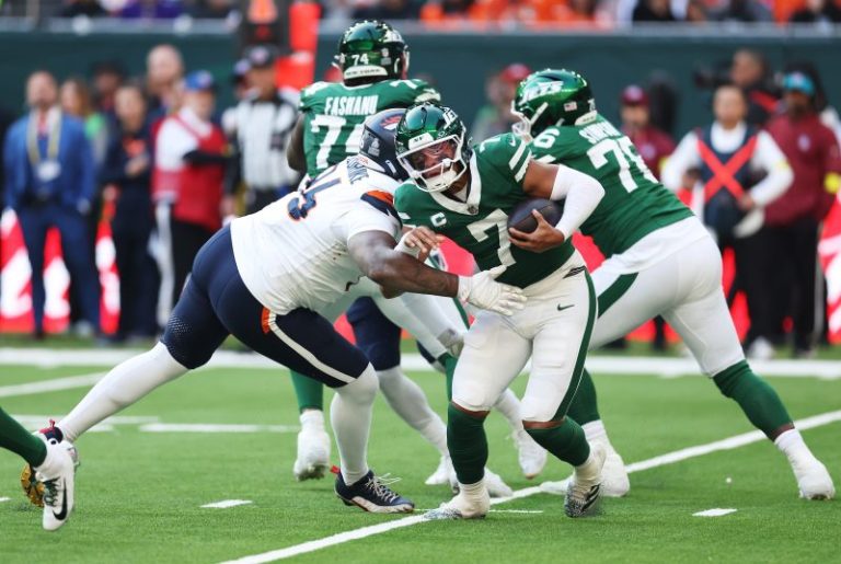 Winners and losers from a weird London NFL game