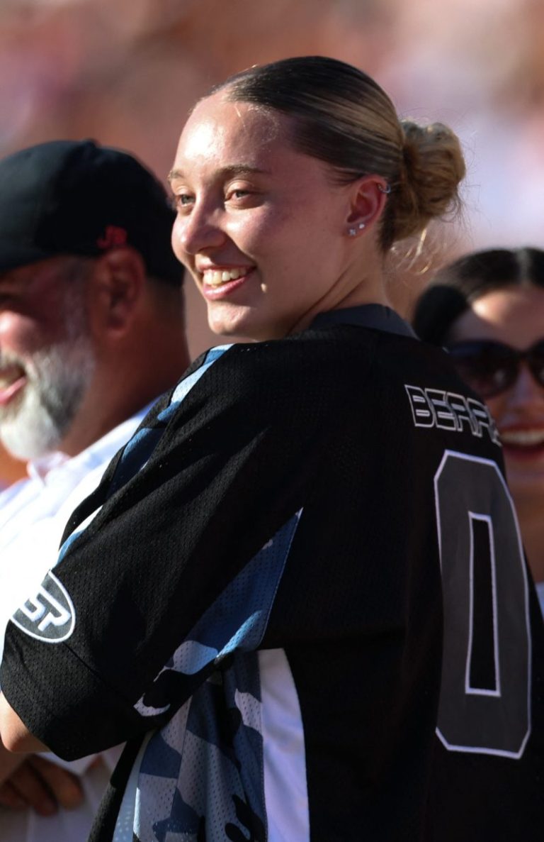 Paige Bueckers’ birthday includes throwing dimes at Cowboys game