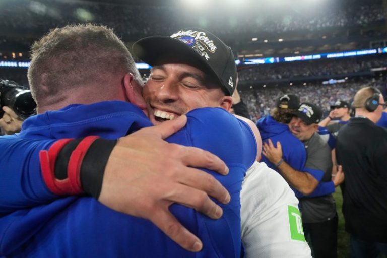 Blue Jays never doubted their $150M man. He got them to World Series.