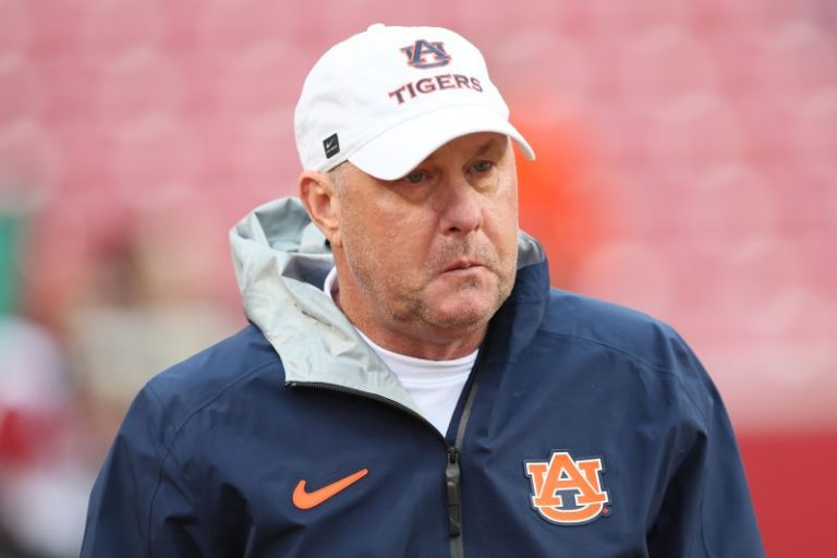 Auburn must decide whether to borrow Florida’s playbook for Hugh Freeze
