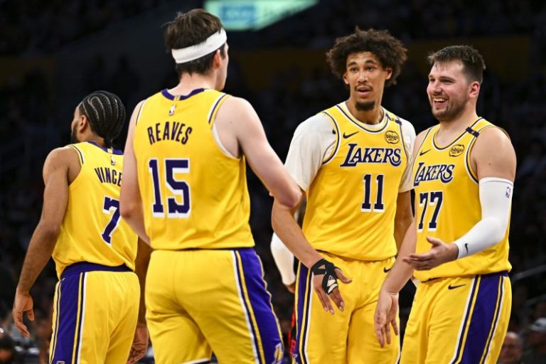 Luka Dončić, Lakers have success despite injury-plagued roster