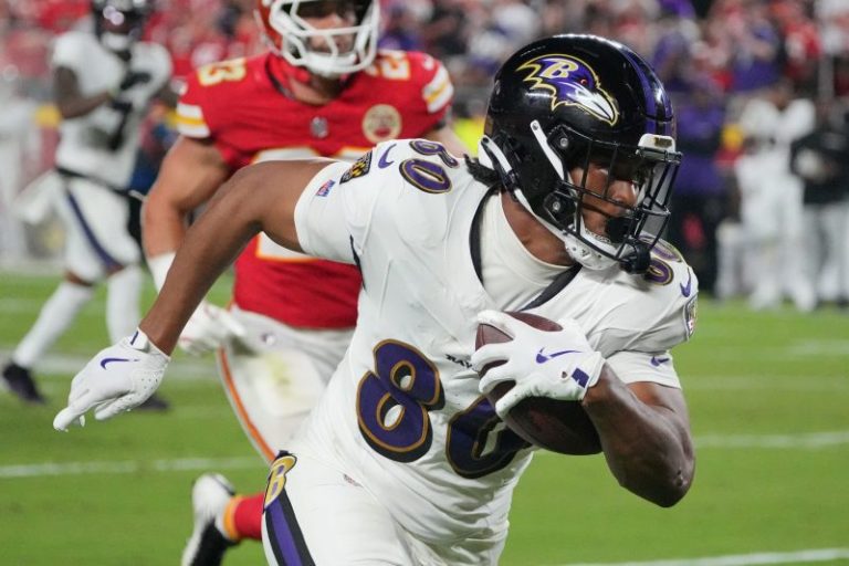 Early fantasy football rankings for Week 15: PPR and non-PPR