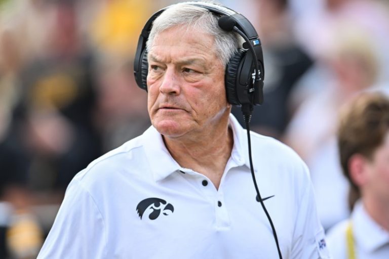 Iowa vs Vanderbilt score, reaction as Hawkeyes win ReliaQuest Bowl