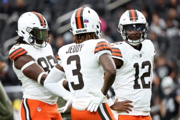 Shedeur Sanders, Browns WR address heated sideline exchange