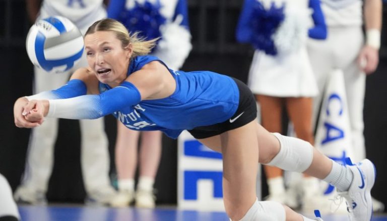 NCAA volleyball tournament: Elite Eight scores and highlights
