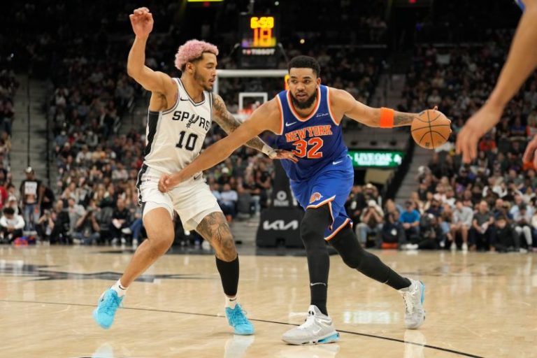 NBA Cup championship game predictions, odds: Who wins Spurs vs. Knicks?