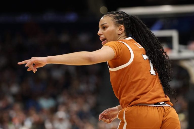 Color-coded for greatness: Inside Jordan Lee’s rise at Texas